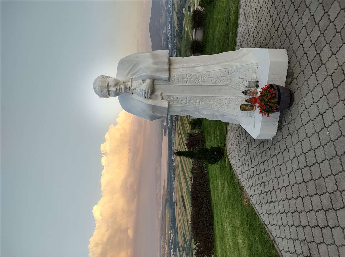 Img 20220802 195757087 Hdr